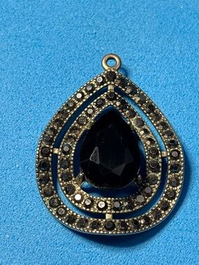Black Teardrop Pendant Necklace Charm - Women Jewelry